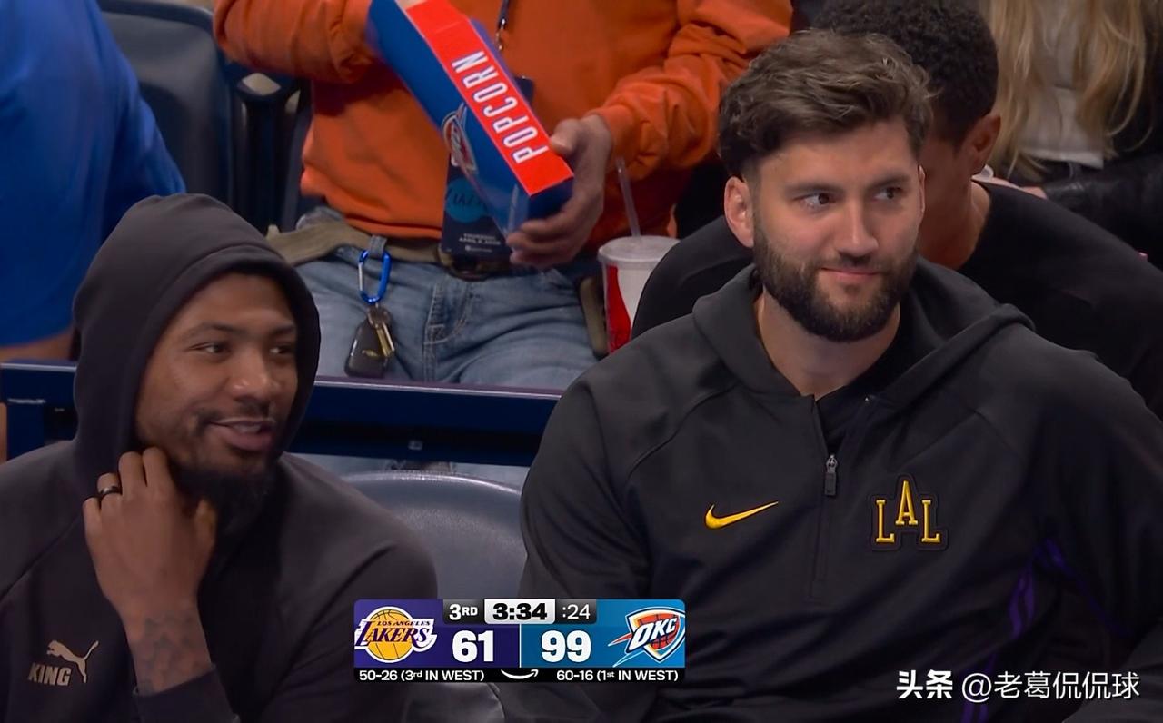 湖人大将克勒贝尔真是毫无得分欲望！在今天湖人客场以96：139惨败于雷霆的比赛中