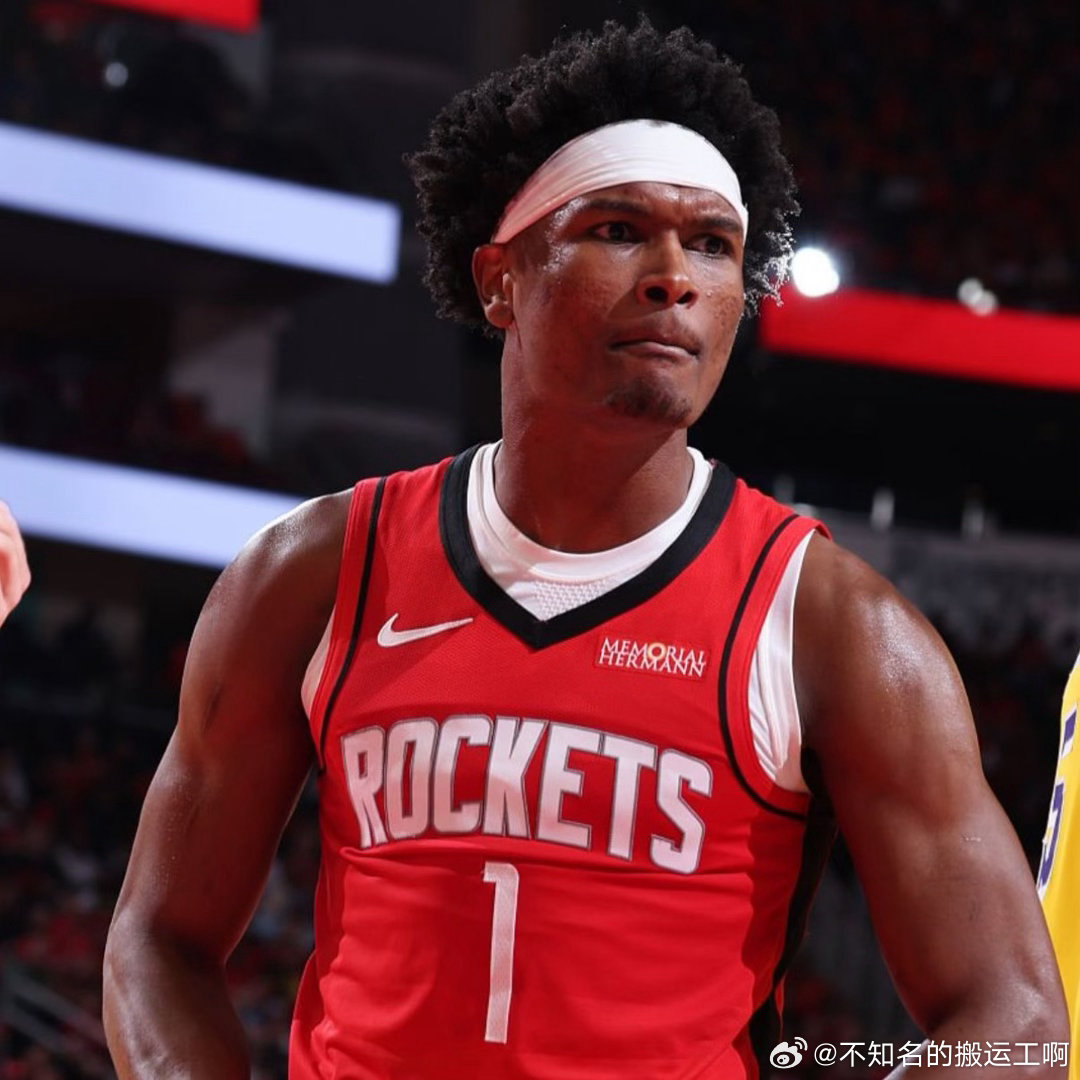 休斯顿火箭休斯顿火箭 2025-26赛季NBA最佳防守阵容：一阵：维克托·文班亚