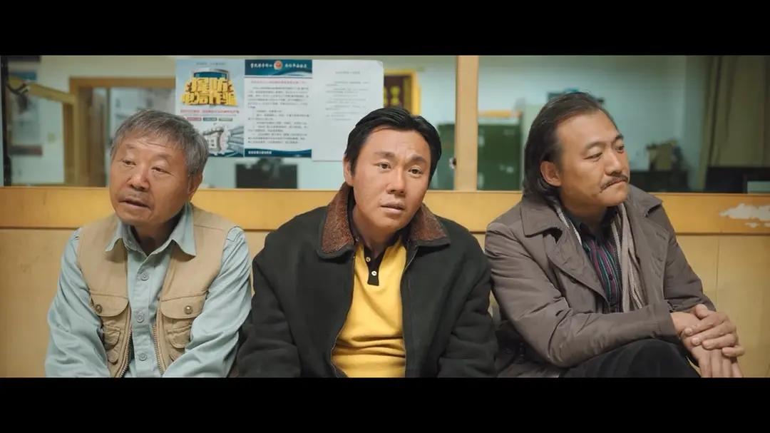 穷人该不该买奢侈品你都是穷人了，还要什么奢侈品？散白酒都喝不上了就别借钱买五粮液