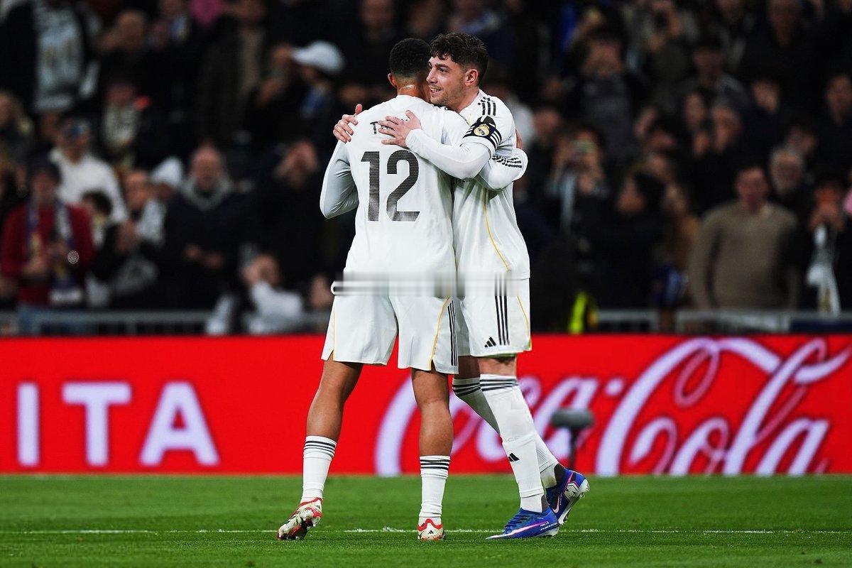 Arnold & Valverde皇马4比1皇家社会