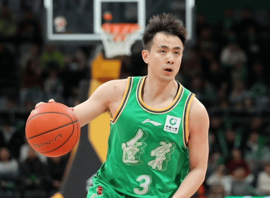 媒体人：要不是赵继伟和李晓旭，比赛可能就是另一种结果了