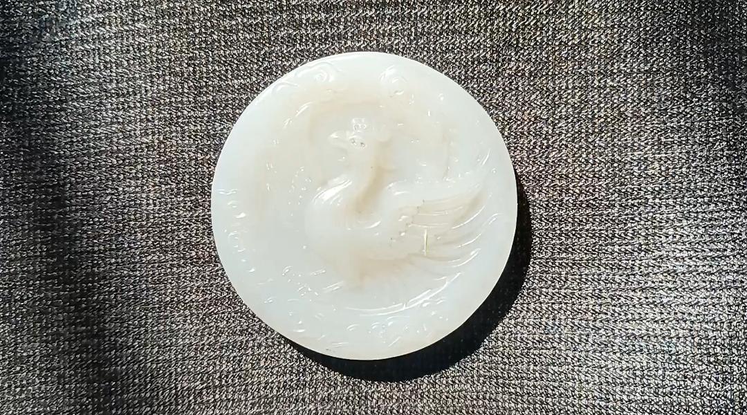 收藏艺术品带给你最大的好处是什么最大的好处是：既满足了自己个人的喜爱，又通过收藏