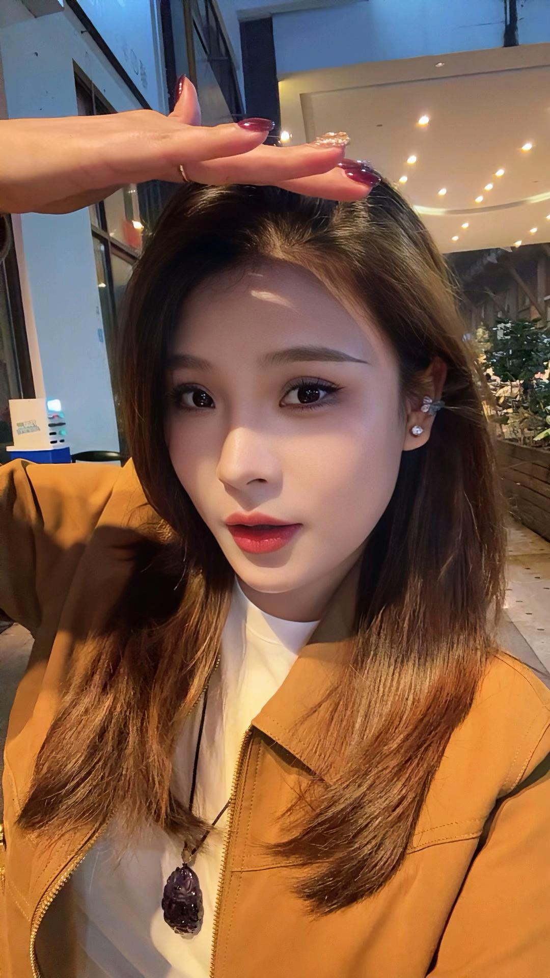 命里有时终须有 命里无时莫强求 .