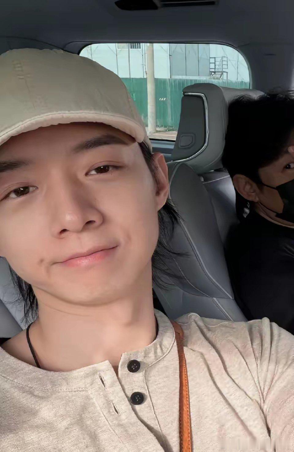 霍尊和前女友的事，越闹越大了！霍尊发严正声明，陈露和网红妖怪再露面，公开回应霍尊