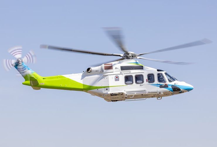 当地时间6点，沙特阿美一架Leonardo AW139直升机在海岸附近坠毁，据信