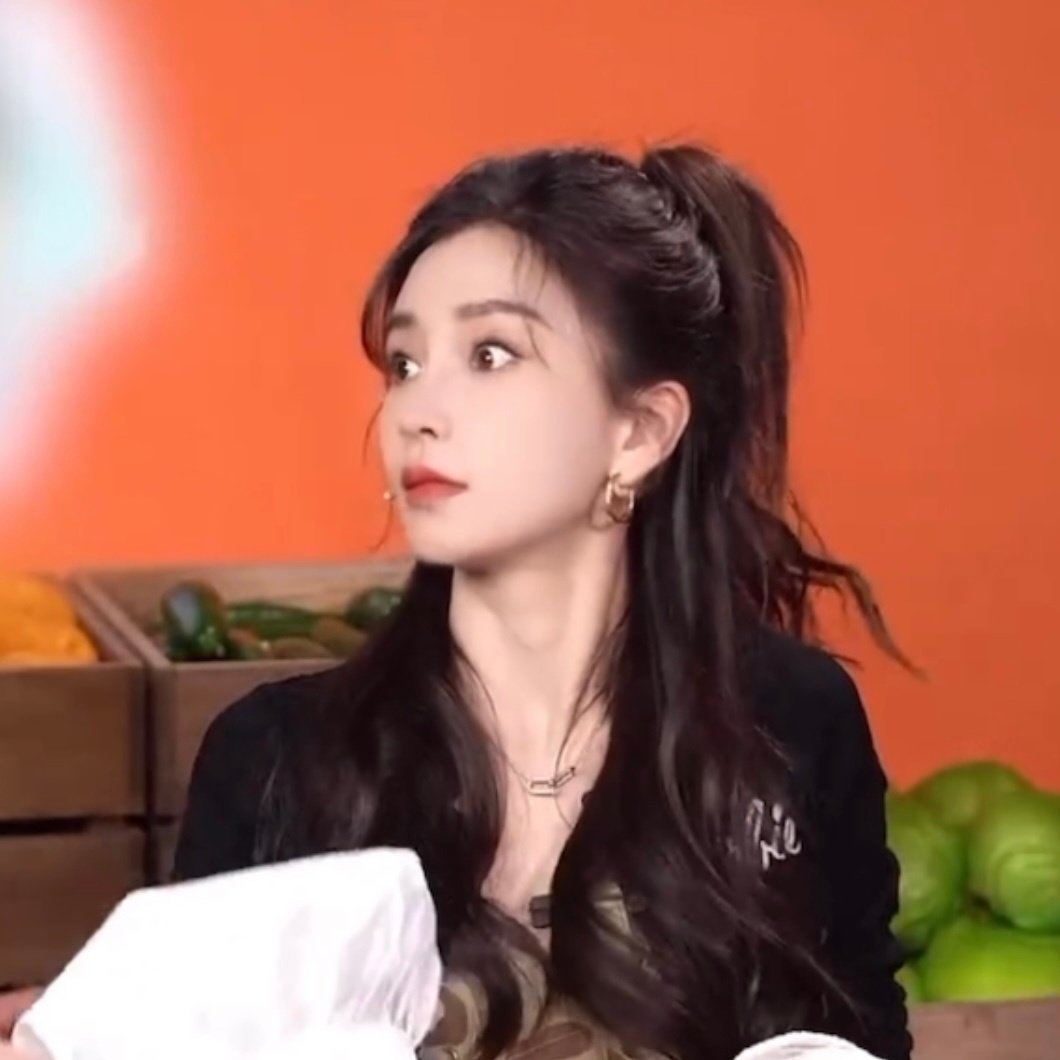 angelababy angelababy  你的温柔与坚定刻进心底，成为我低谷