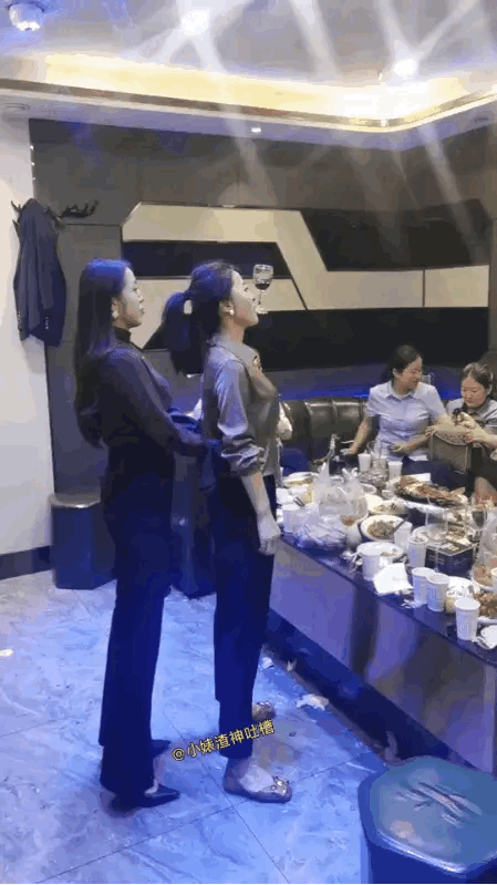 女生聚会节目，比男生聚会还要丰富多彩，甘拜下风！