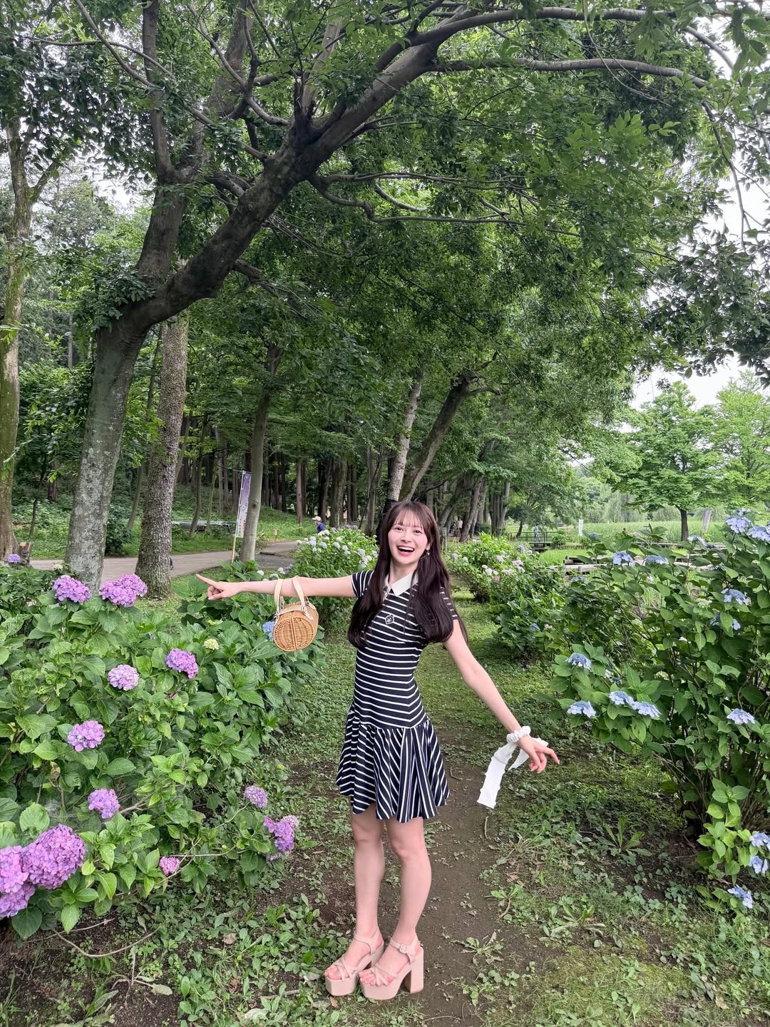 原来是馍馍妹拍的 