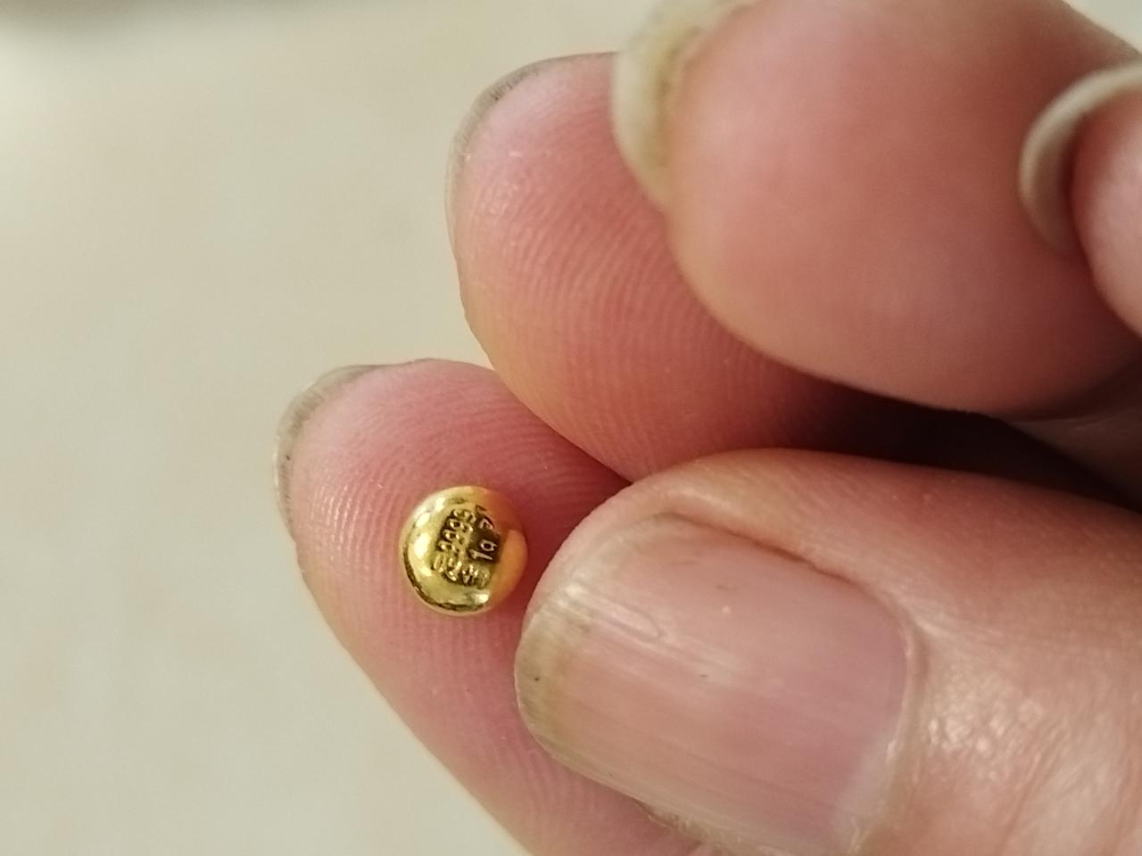 分享生活中幸福的瞬间每个月一个小金豆子[大笑]