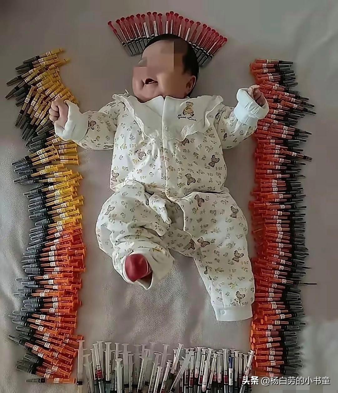 生过孩子的来看看
这位母亲伟大吗？
第一眼看这孩子不容易
再想想觉得这母亲更加的