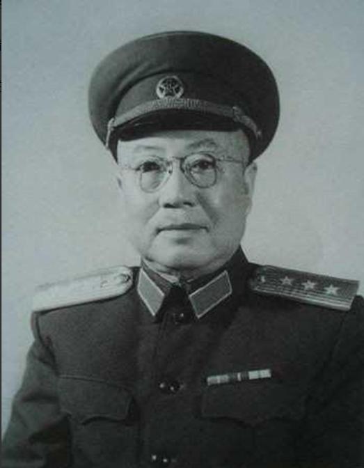 [微风]1946年，冀察政委刘道生发现，司令员郭天民缴获了一批物资，却没有上交，