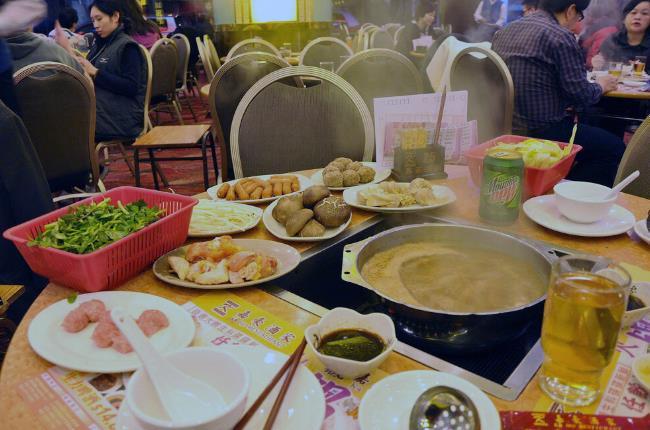 香港人为什么很少在家做饭？看完他们的餐桌，才懂什么叫“城市与美食共生”
很多人第