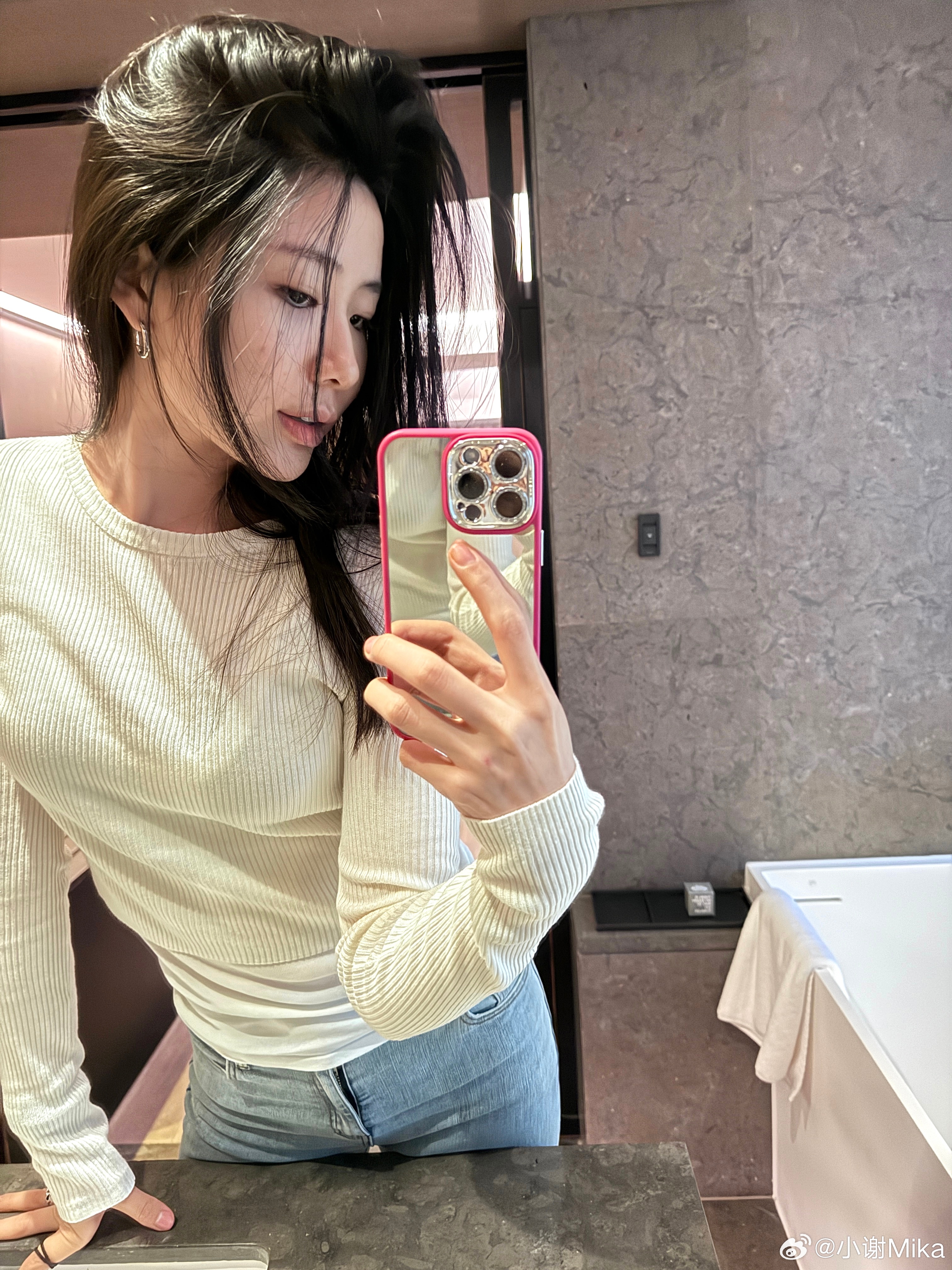 又是7天不能化妆嗯😐……（行为艺术一下）  ​​​