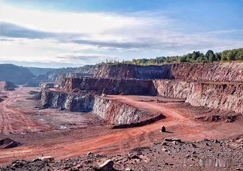 中国为何限制稀土出口？根据美国地质调查局数据，2019年至2022年间，美国约7