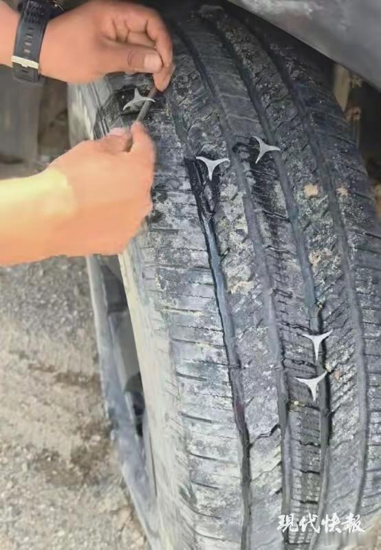 警方通报青甘大环线三车12胎被扎点赞青海警方！迅速破案，给游客一个交代，营造青海