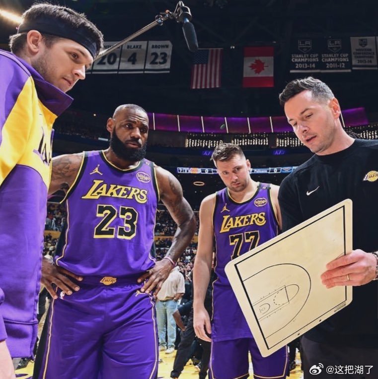 轻取奇才！我宣布三月最幸福的人就是湖蜜，17场只输了两场    湖人疯狂三月詹姆