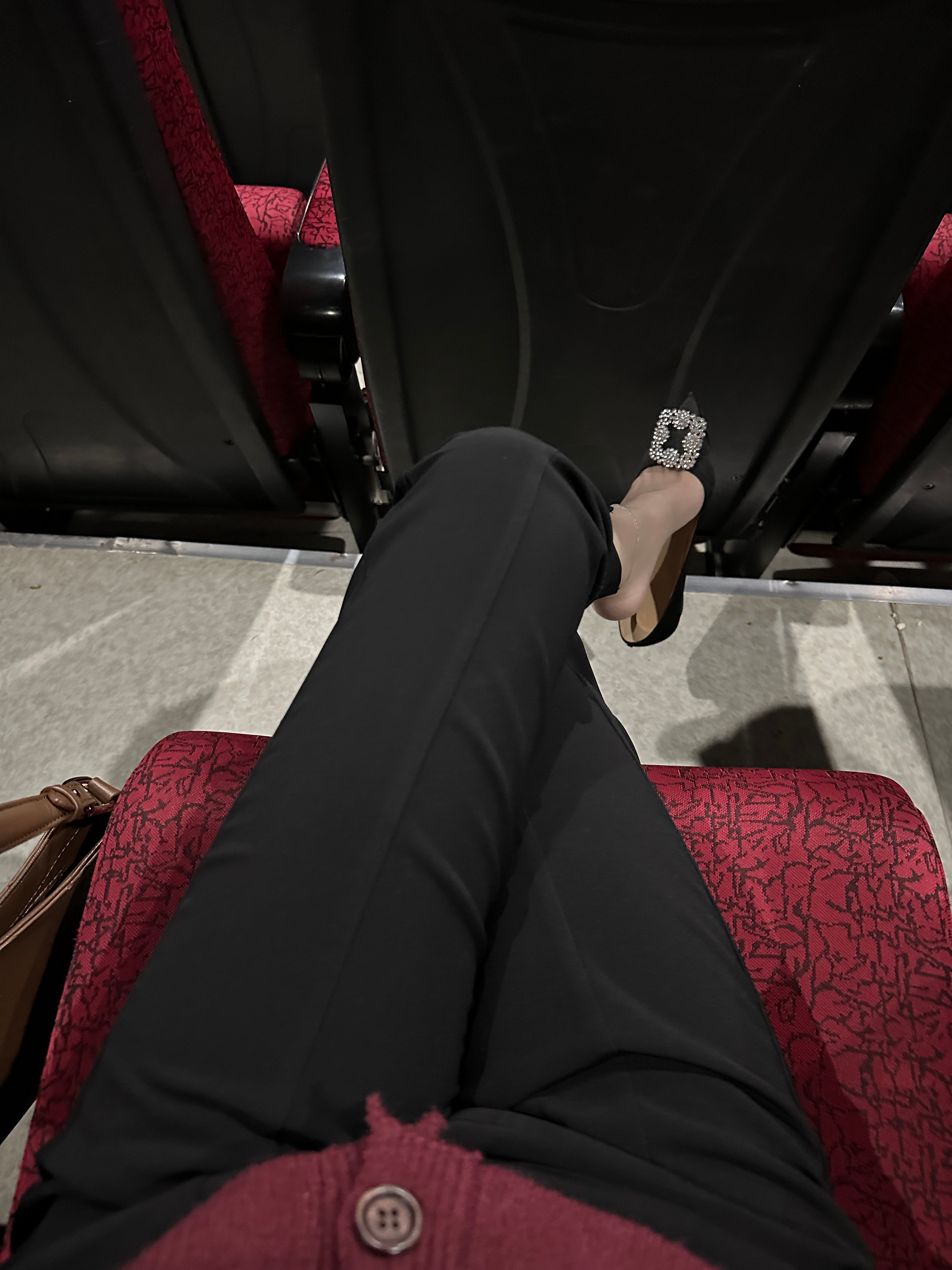 在飞驰和惊蛰无声中选择了镖人时尚穿搭今天穿什么穿搭