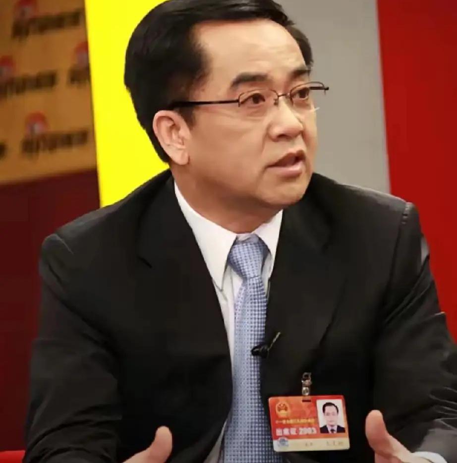 卸任10年终难逃，出来混迟早是要还的
退休十年了，都七十岁了，还是没逃掉。王文权