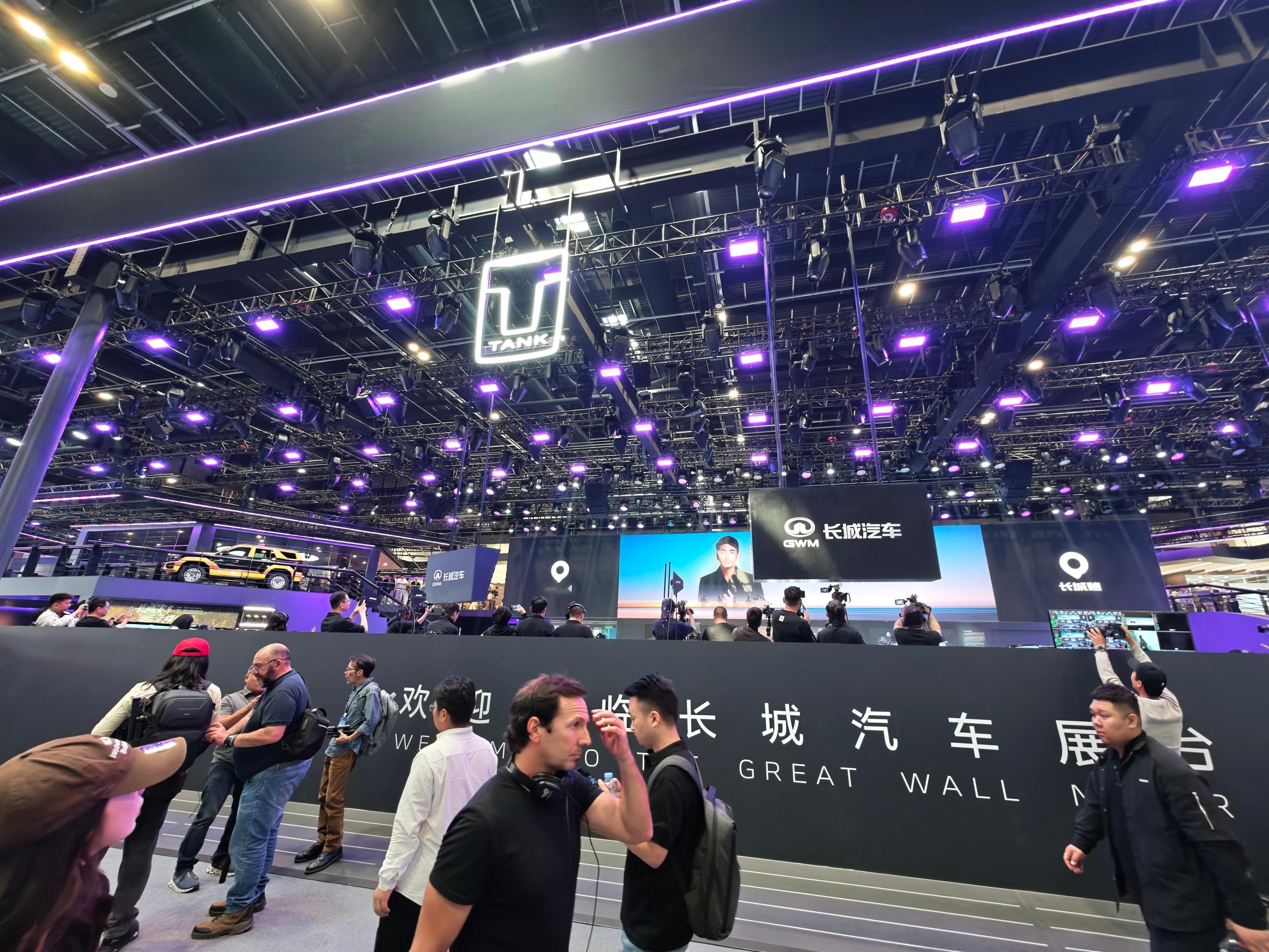 2026北京车展 坦克展台看什么？全新坦克700Hi4‑T（硬核越野）：3.0T