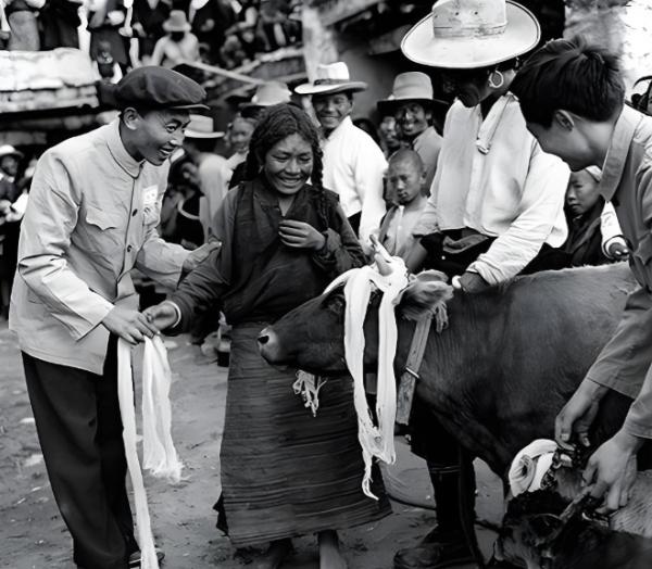 1959年西藏平叛后，民主改革工作组进驻山南克松庄园。该庄园是旧西藏大贵族索康·