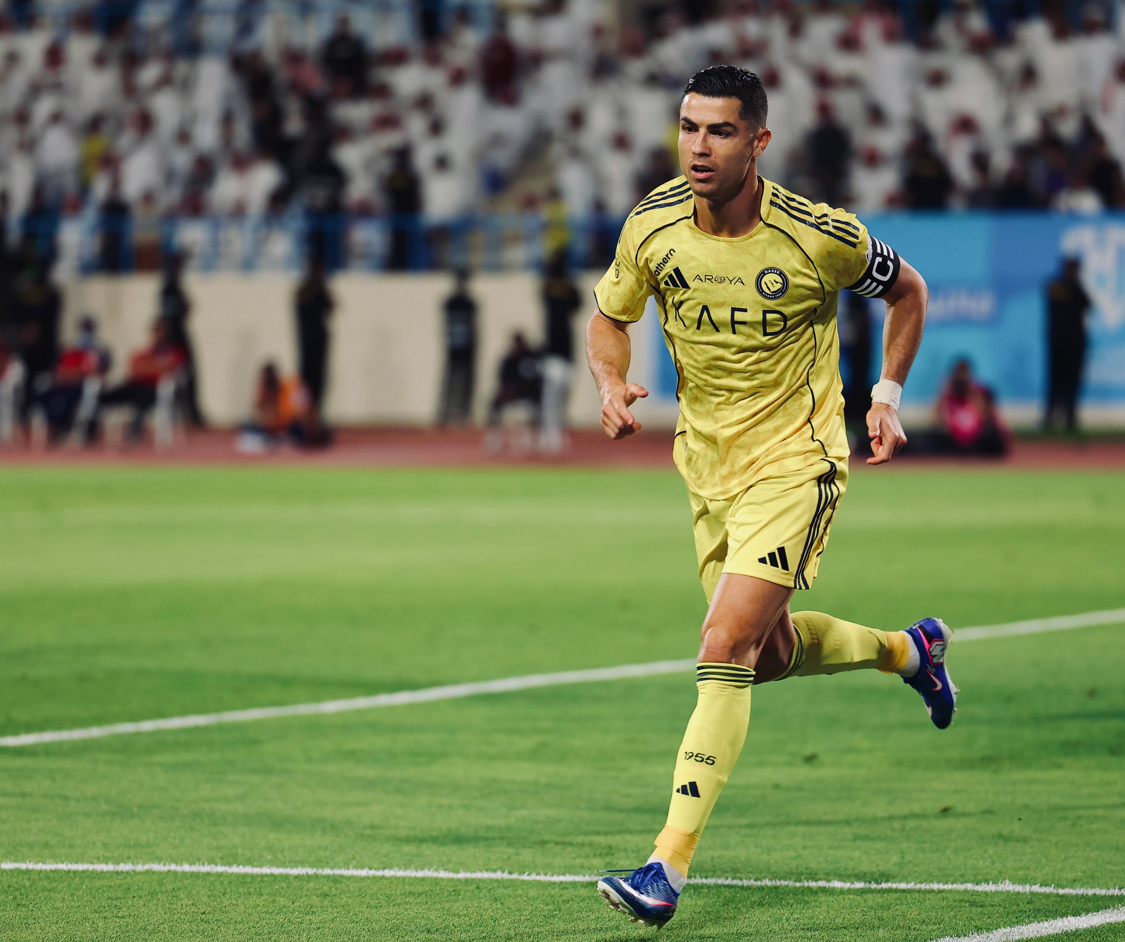 C罗阿科多0比2利雅得胜利又是进球+胜利C罗生涯第968球