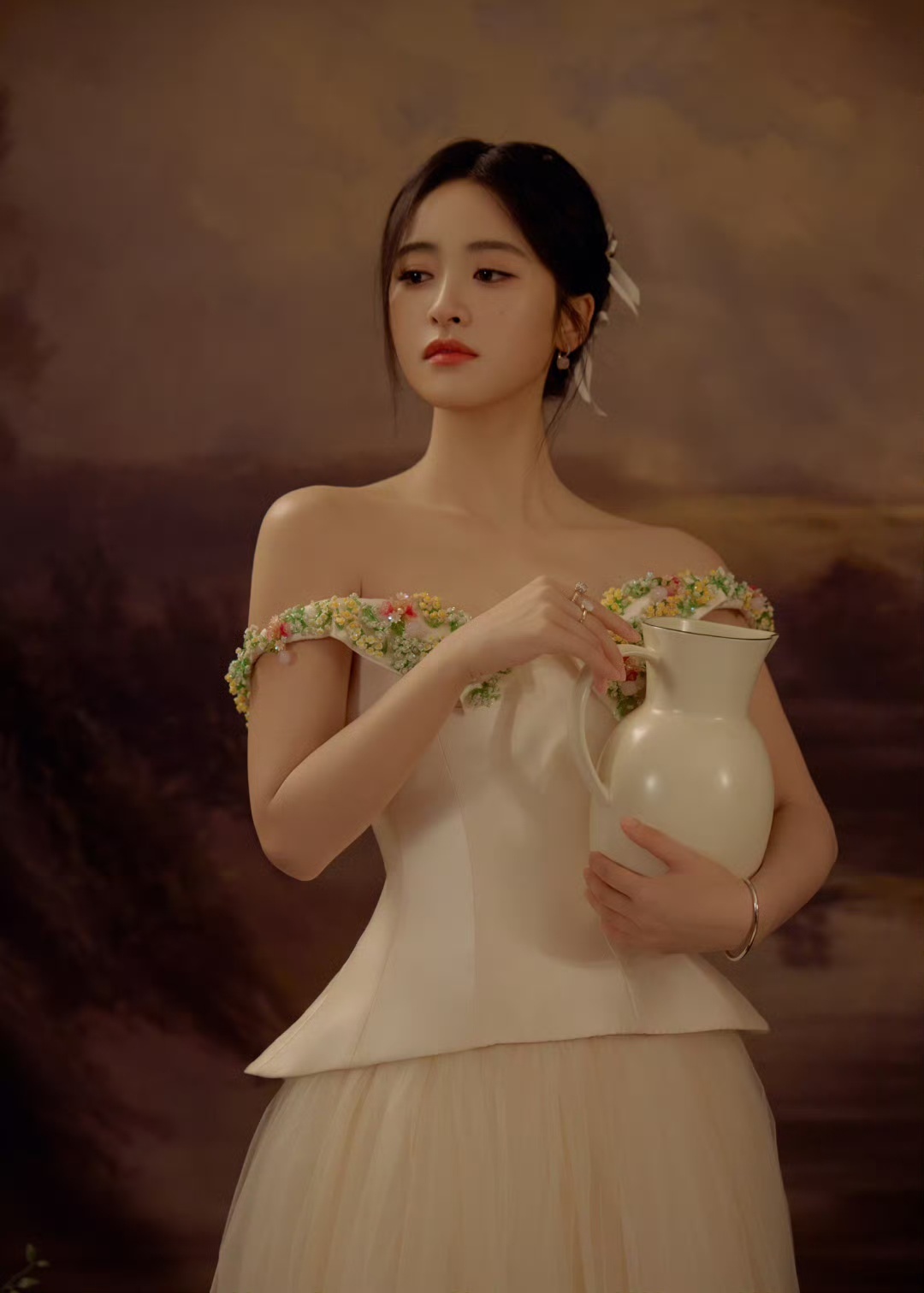 娱乐沈月花瓶塑沈月国剧盛典第二套沈月国剧盛典第二套，啊啊啊啊喜欢这个，好好看 