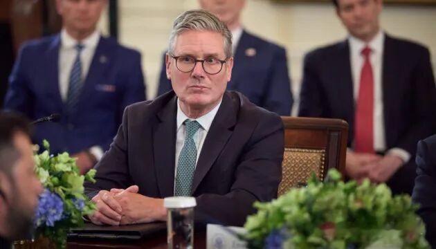 外事不决看英国！英国首相斯塔默明确表示将向乌克兰派兵乌克兰 英国首相斯塔默1月6