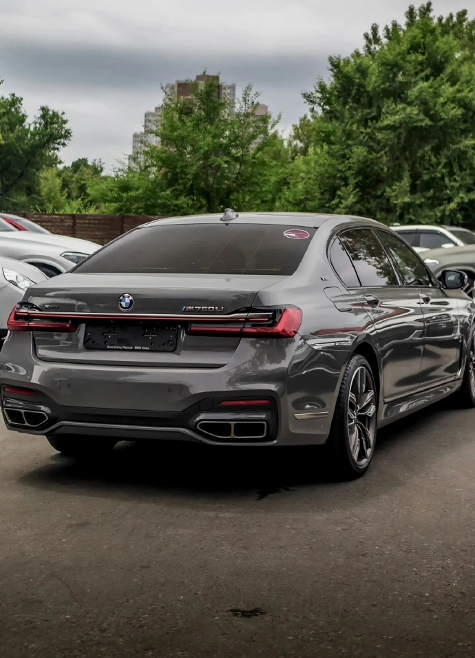 汽车 G12 M760Li！宝马7系近15年的颜值巅峰！ 