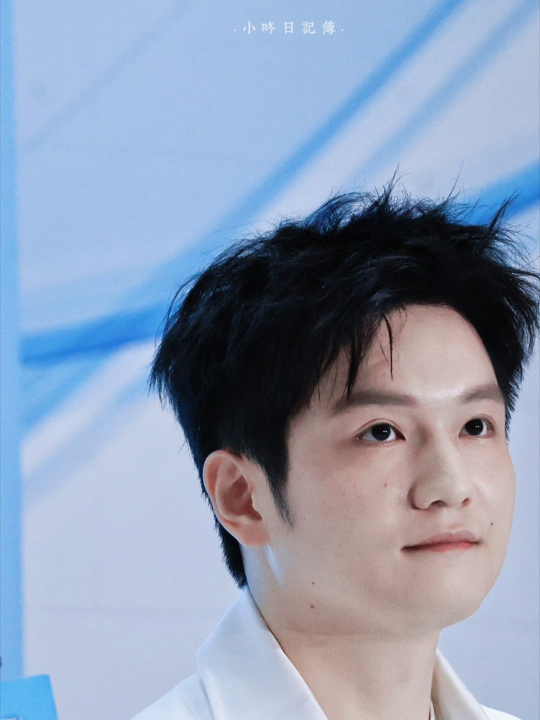 樊振东 💙樊振东是首位超级金满贯得主 不敢正视你的眼睛，我害怕我每个眼神都像在