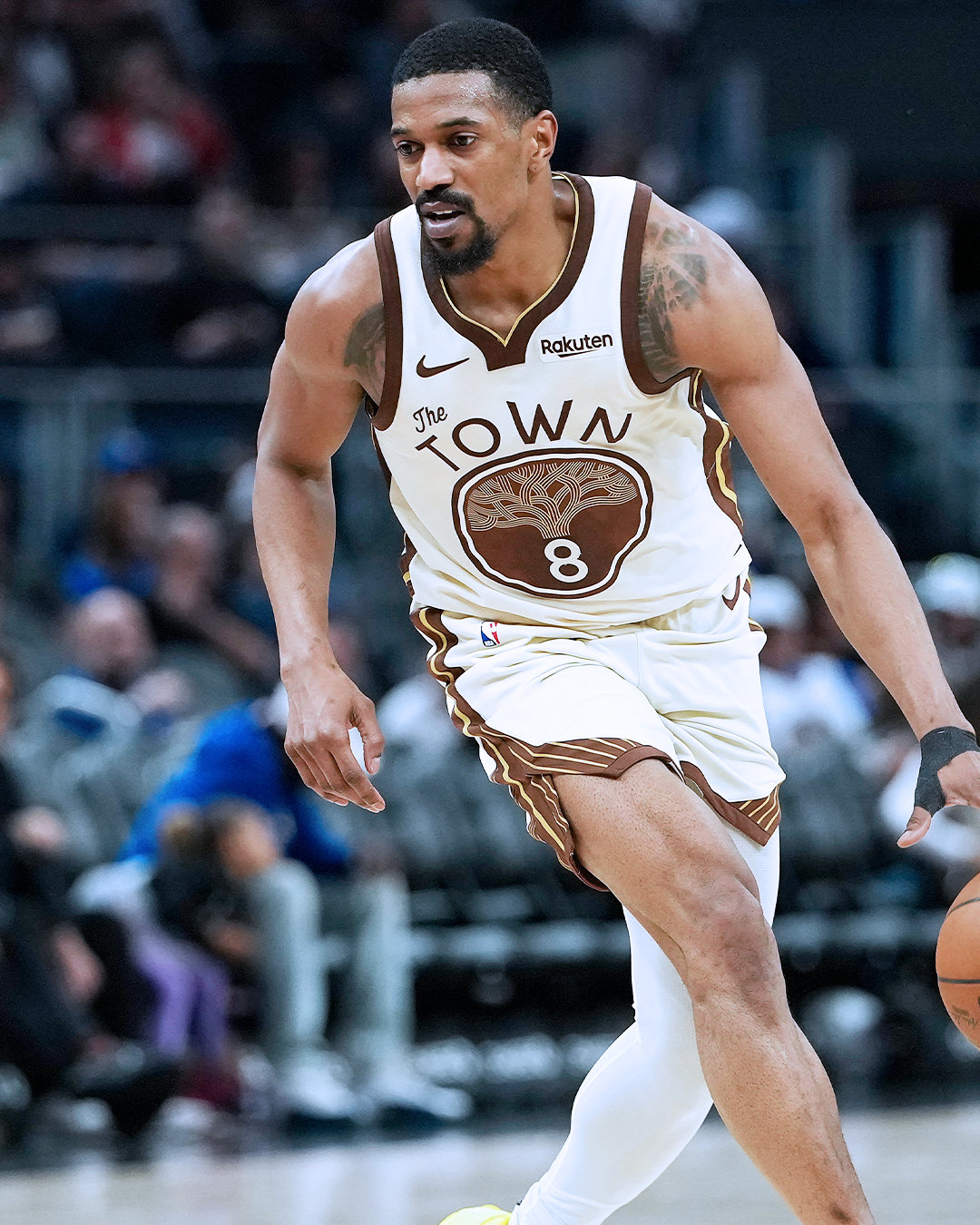 梅尔顿17分，4篮板，3助攻，1抢断。勇士vs国王