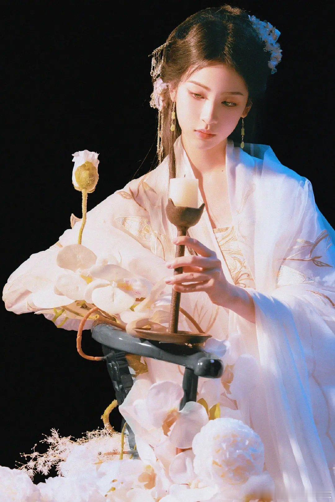 来猜一下人 ​​​