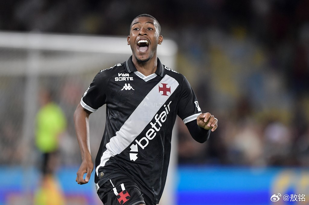 伯恩茅斯 伯恩茅斯6500万英镑卖掉了塞门约，寻找替代者的动作也不慢，本周19岁