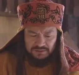 咸丰十一年秋，安庆城破，一万六千太平军全军覆没。洪秀全大发雷霆，追责一圈，处分最
