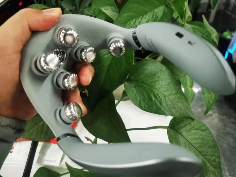 精通按摩的大鲨鱼｜SKG·G7二代颈椎按摩仪