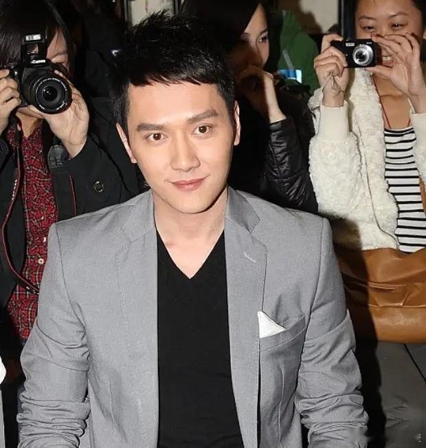 和85花合作最多的男演员是霍建华和冯绍峰他俩在过往的作品当中，集齐了刘亦菲，唐嫣