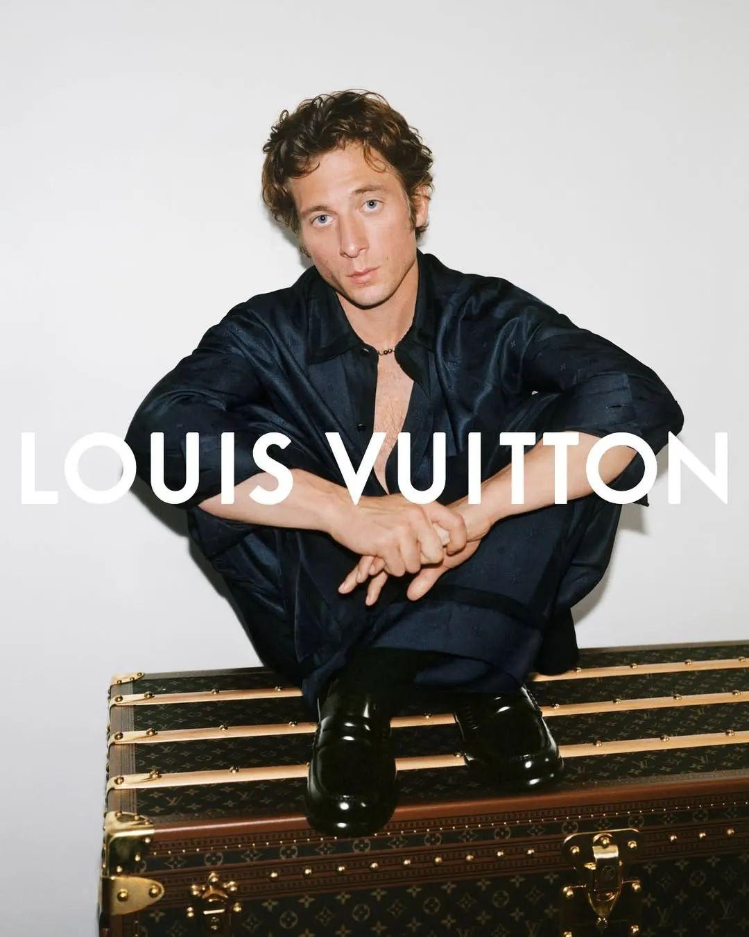 如今，晋升为一线男明星的Jeremy Allen White（杰里米·艾伦·怀特