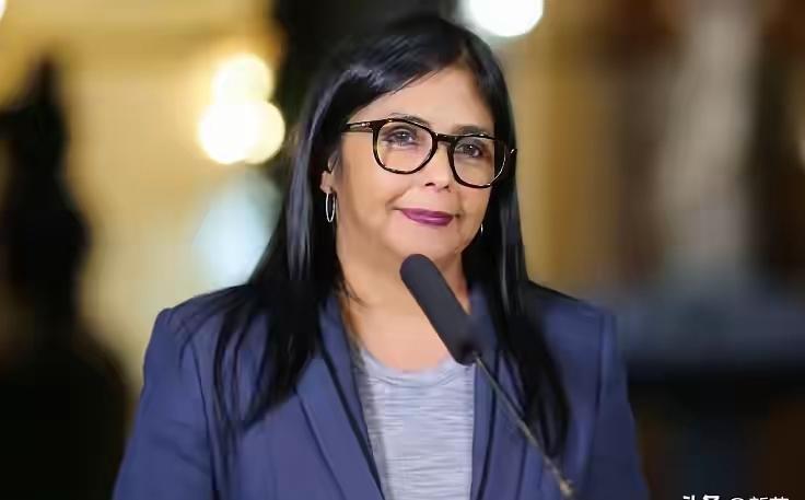 头号内奸？委副总统与美通话，特朗普称赞：她愿意做任何必要的事！
 
这场通话背后