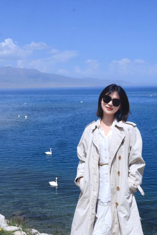 有一种蓝叫赛里木湖蓝