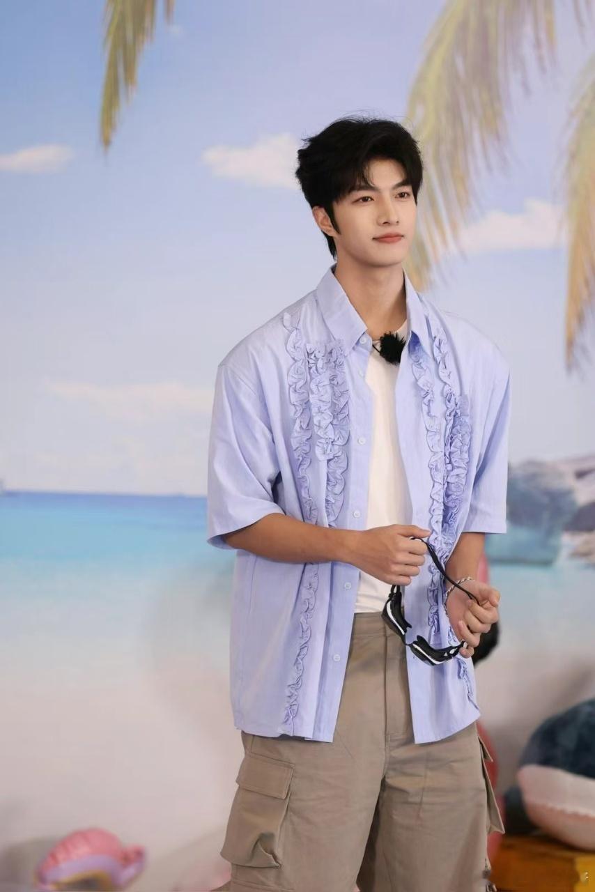 芒果主持 新嘴就是好用  刘旺豪、肖然心芒果新嘴替上线，这波操作配享太庙，两人敢