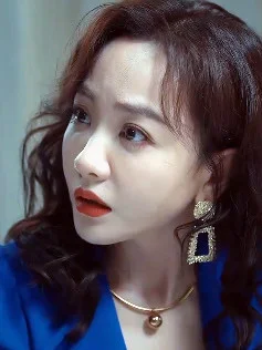 谁懂？她爆 粗 口的那瞬间，给我看爽了！~