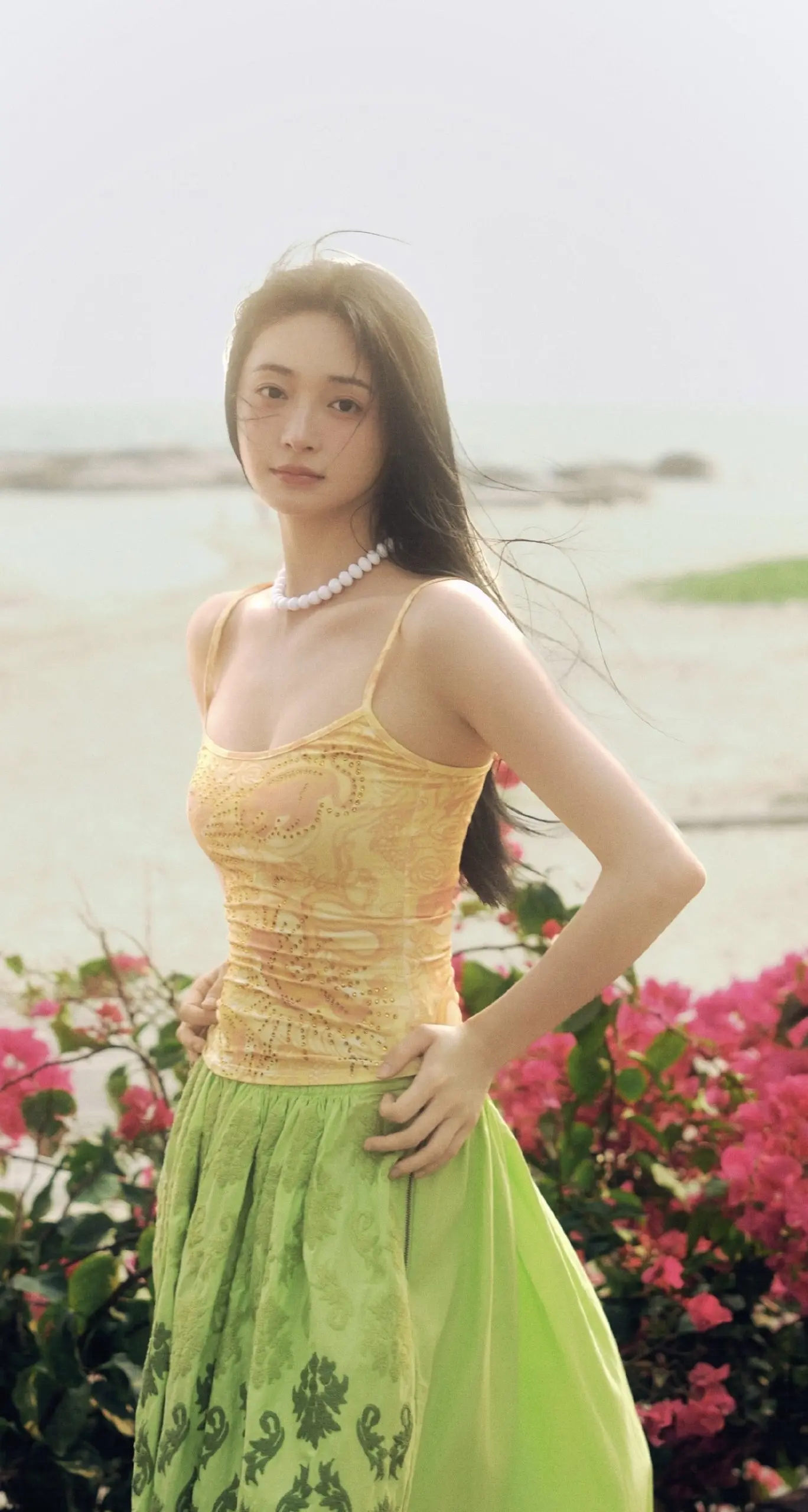 周洁琼 夏日光脚女孩