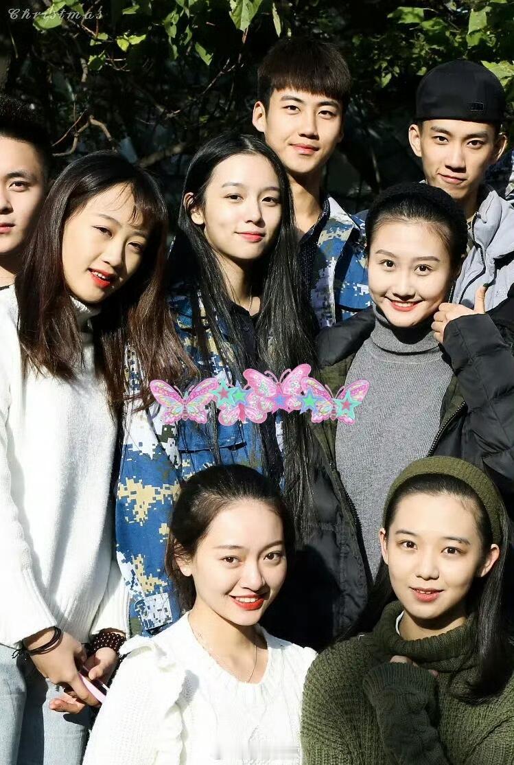 周也王子奇竟然是同学 ​​​