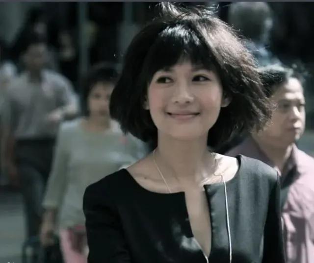 美丽、率性的沈星，曾经是凤凰卫视的当家花旦，因为与某导演传出绯闻，从此事业、家庭