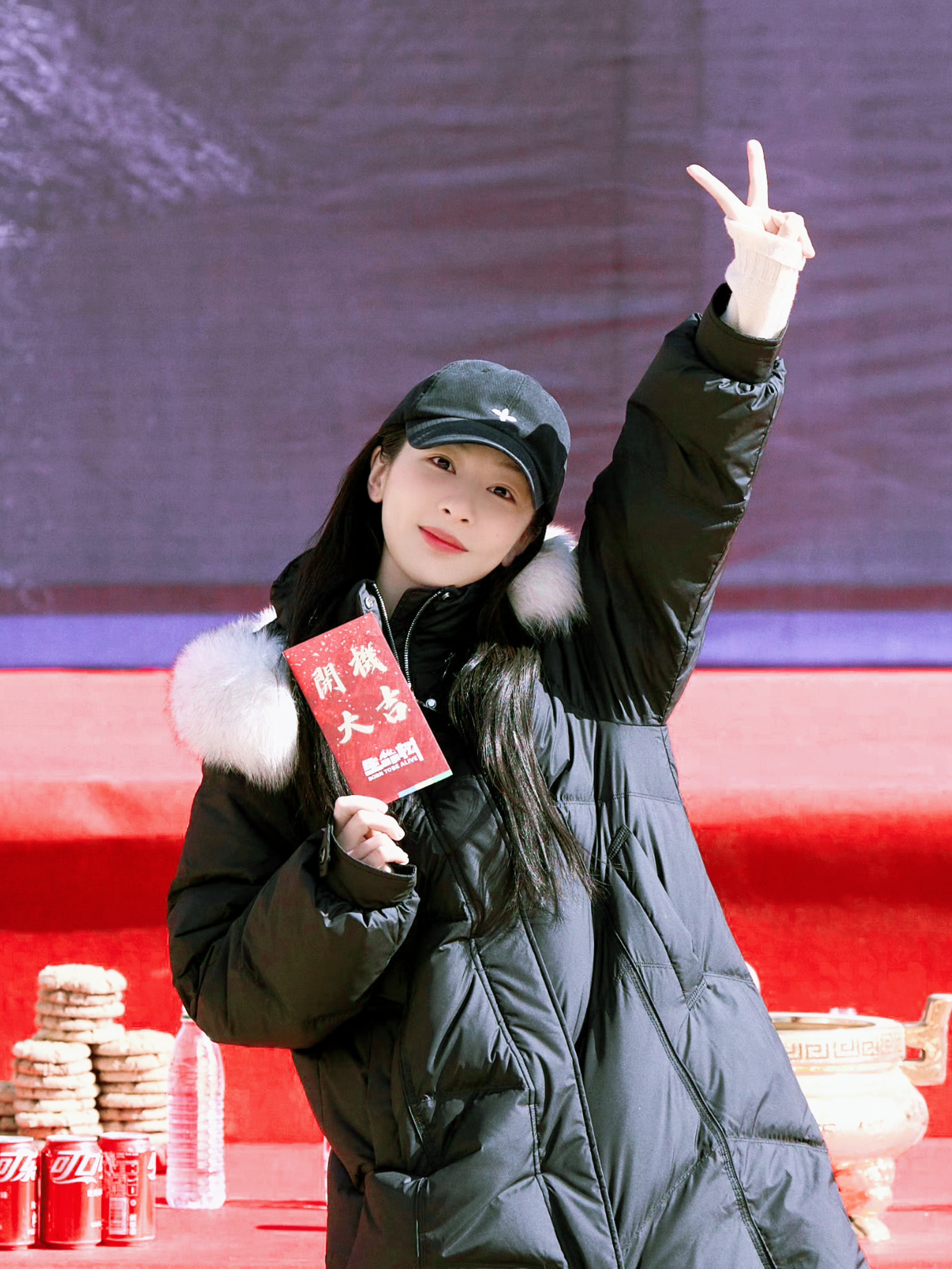 乘风破浪，勇往直前。 ​​​