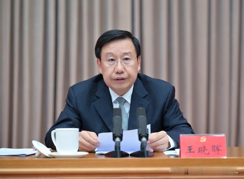 冲刺全年收官，四川把战场摆进了乡镇集市！ 省委书记不仅逛集市看摊位，还深入精深加