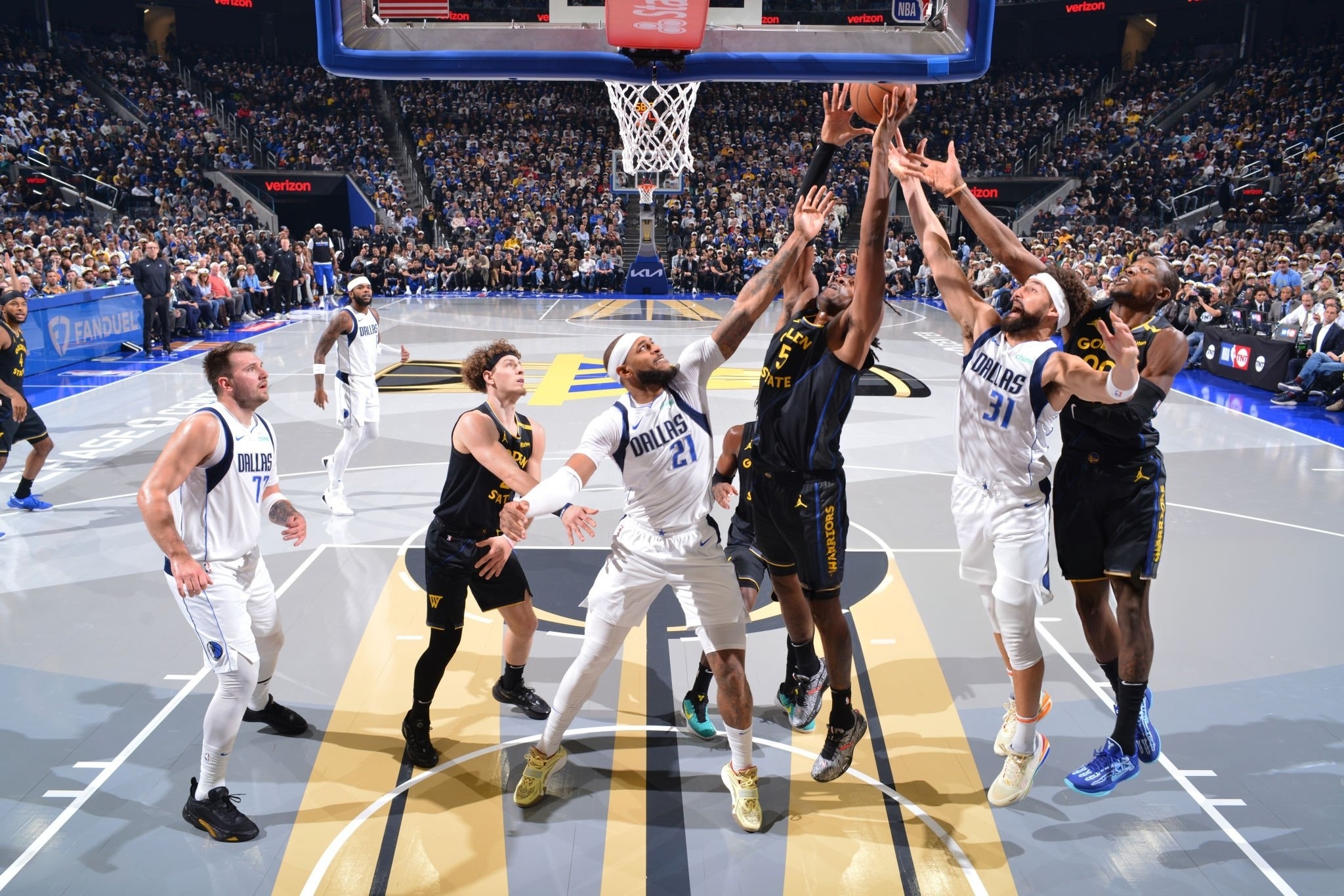 #SNEAKERS ON COURT# Kevon Looney & ANTA 