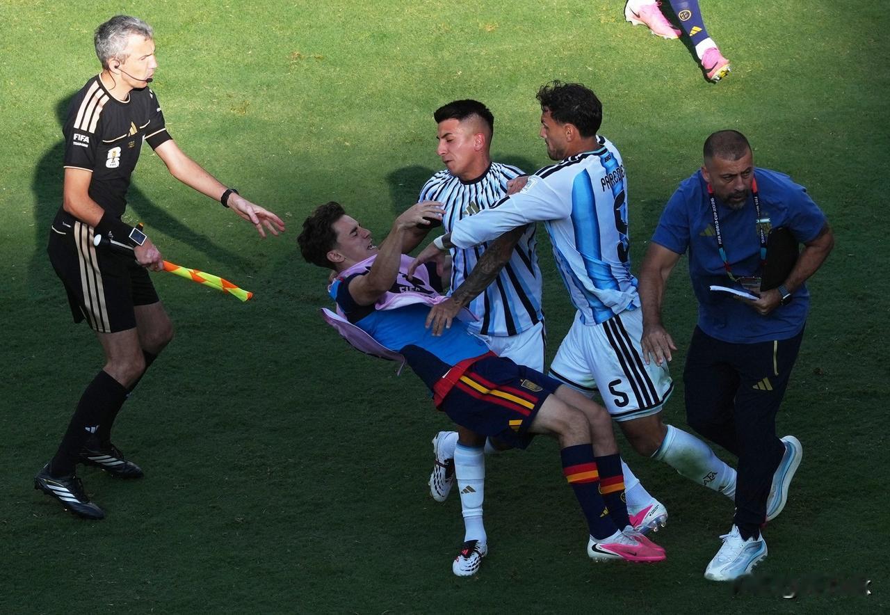 国际足联将对阿根廷国家队启动调查！

据贝因体育（bein sports）报道，