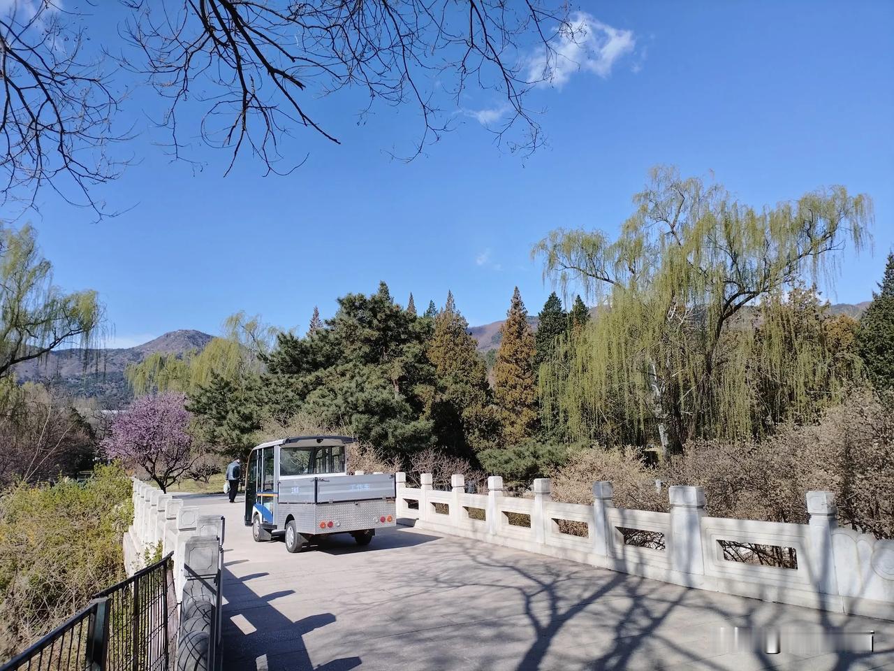 春日生活打卡季春天来了。曹雪芹曾经住在这里。