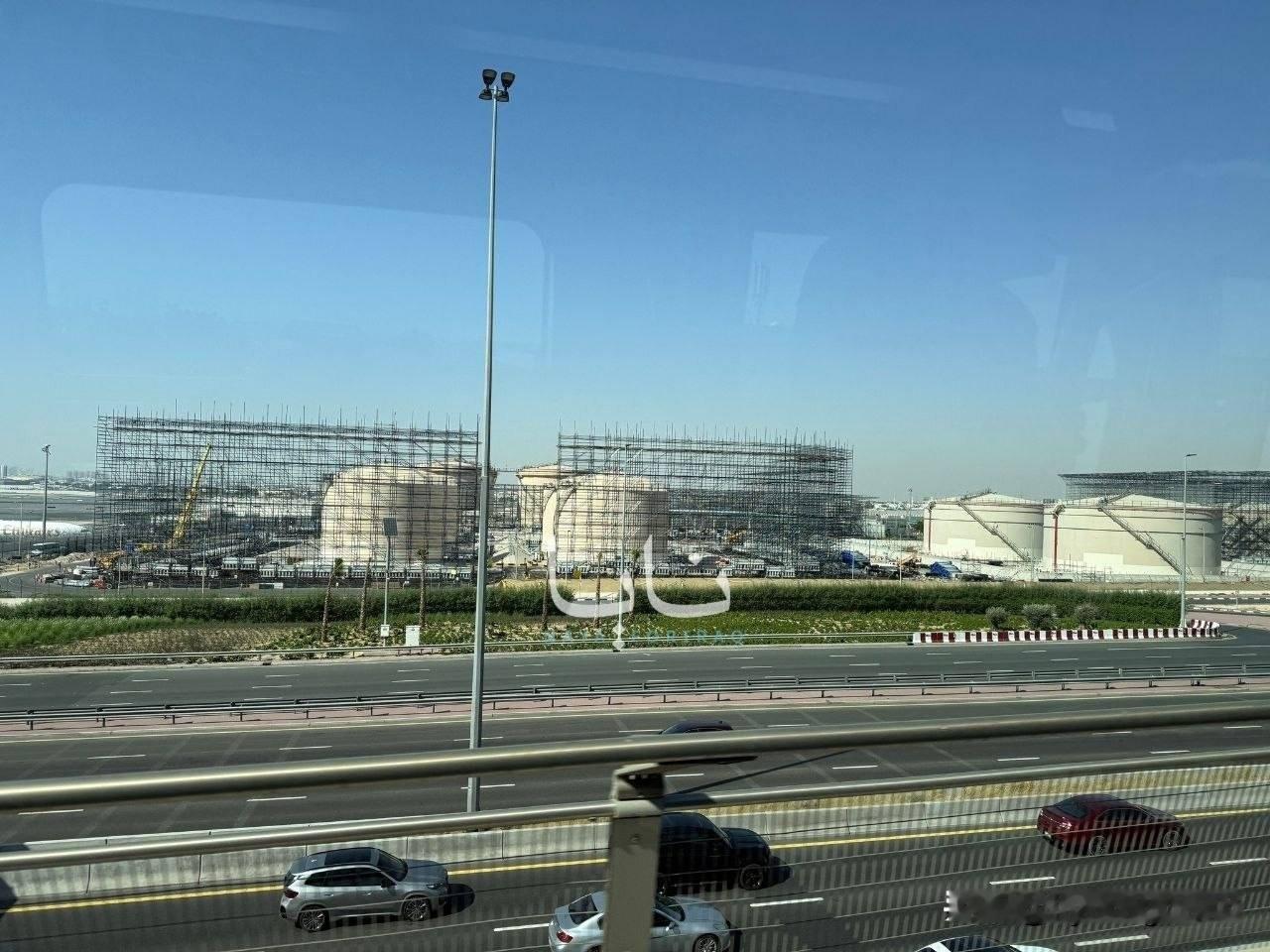 🇦🇪 阿联酋已开始在全国各地的石油基础设施周围建造防无人机笼和网。