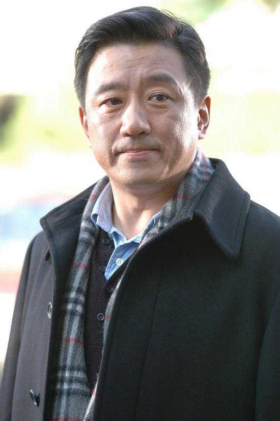一见钟情相伴四十载，丁勇岱的晚年遗憾令人感慨
丁勇岱初见赵雪华便一眼定情，四十载
